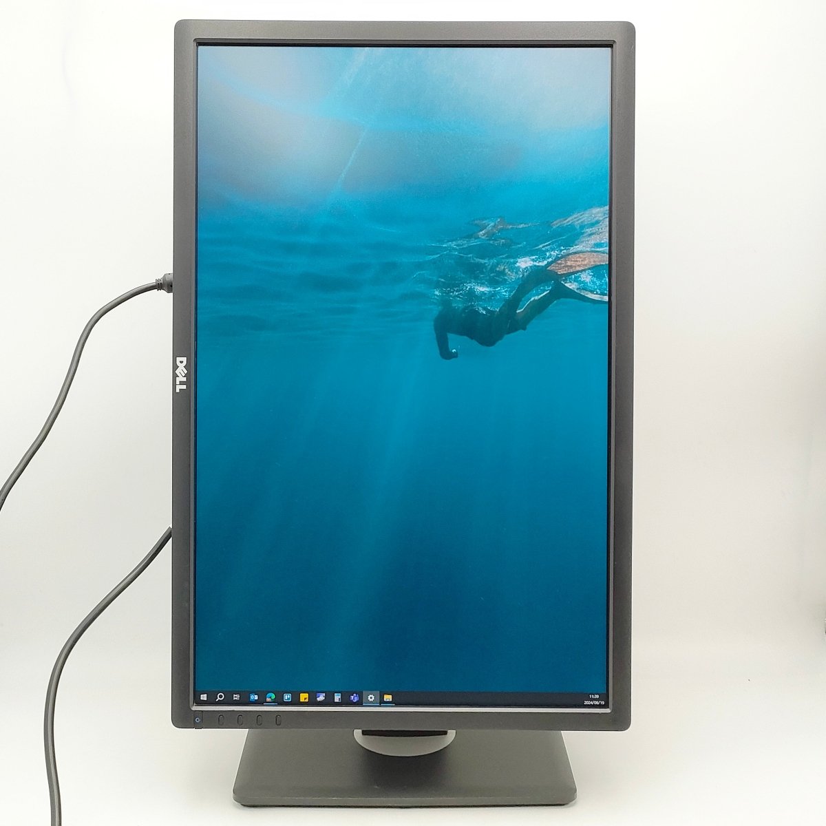 Dell 24インチ液晶モニター U2412Mc - コレダ - 中古パソコンのオンラインショップ -