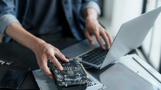 自分に合う中古パソコンの選び方｜用途から逆算する“外さない”スペックと機種選び