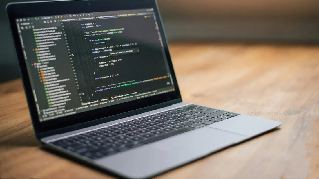 3万円で始めるプログラミング｜中古パソコン選びで後悔しないための「妥協点」と「必須条件」