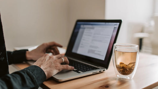 「修理か？買い替えか？」ノートパソコンの寿命を判断する3つの基準と損しないタイミング