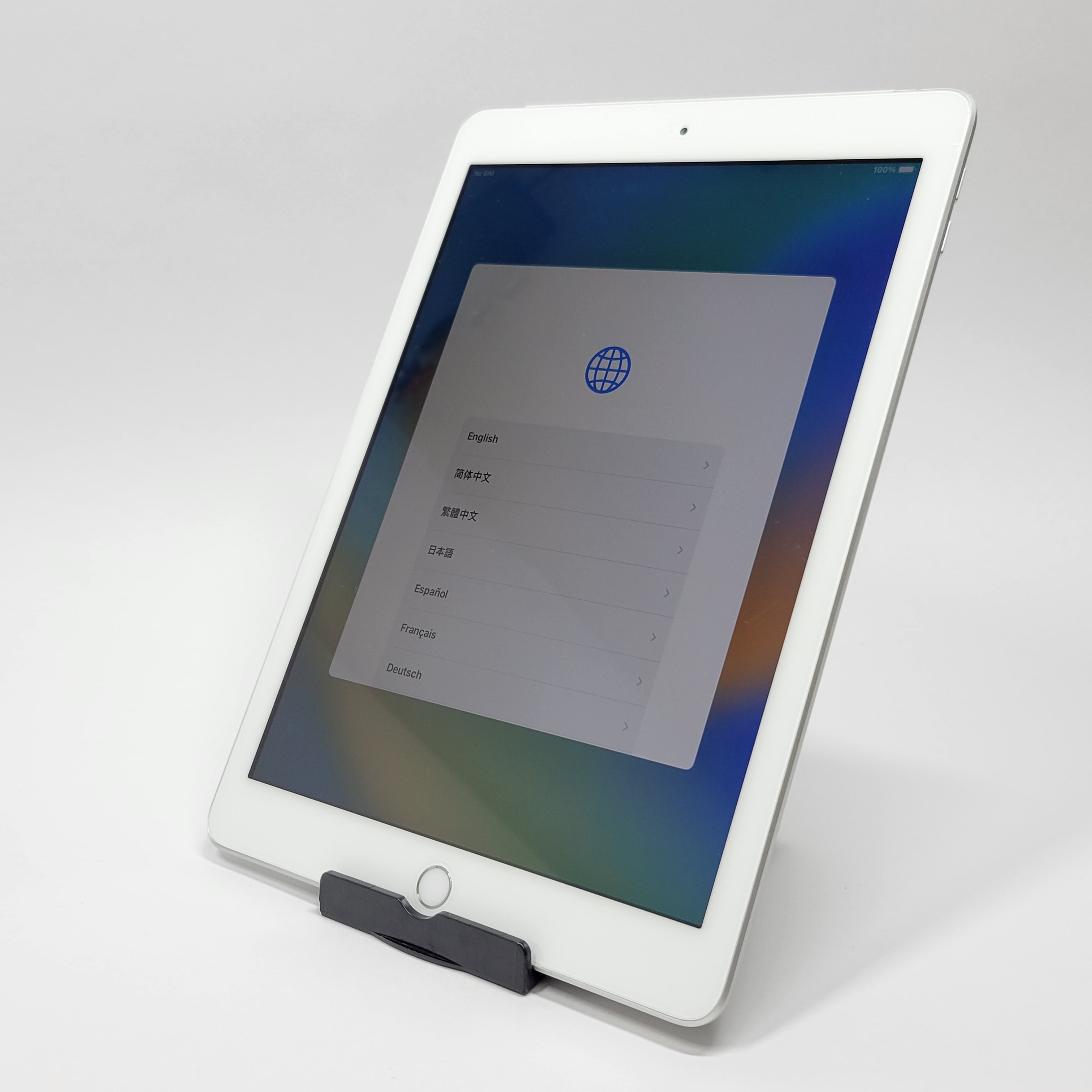 Apple iPad 第6世代 Wi-Fi+Celluer 32GB シルバー MR6P2J/A 【再生品】