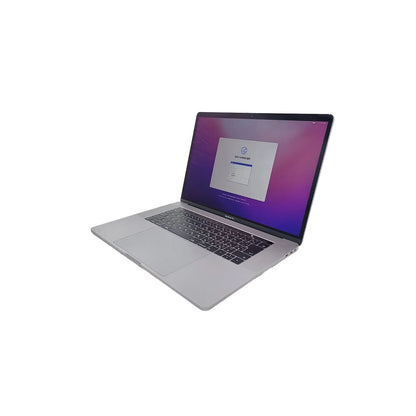 MacBook Pro 2016 （Corei7 /メモリ16GB / 15インチ / グラボ搭載）