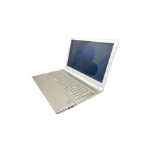NEC LAVIE PC-NS700JAG（Corei7 / メモリ8GB / 15.6インチ）