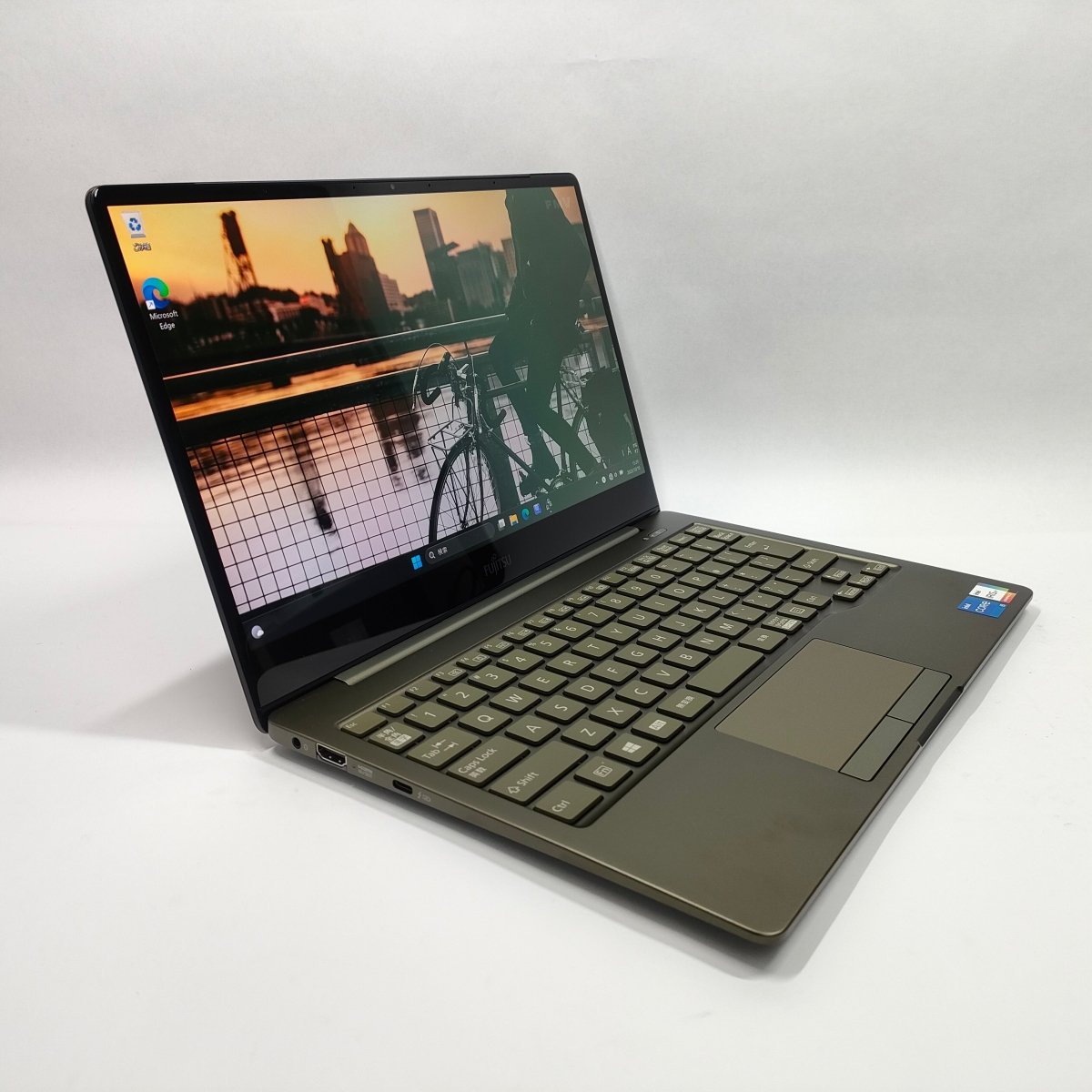 新生活応援🌸富士通 LIFEBOOK CH90/F3 カーキ【MSOfficeインストール済】 - コレダ - 中古パソコンのオンラインショップ - 