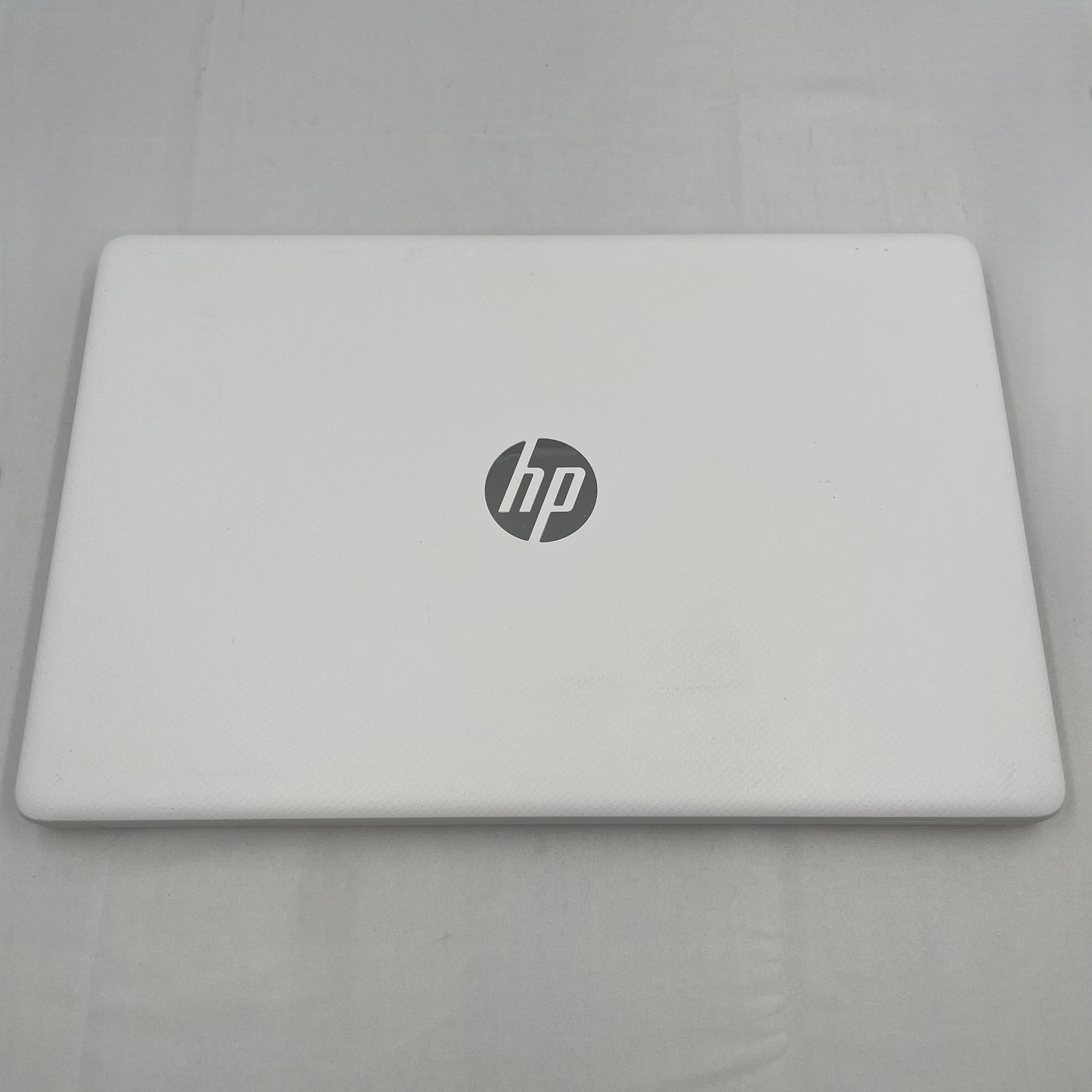 HP Laptop 15-da2023TU（Core i5 10210U / メモリ8GB / 15.6インチ / ホワイト）