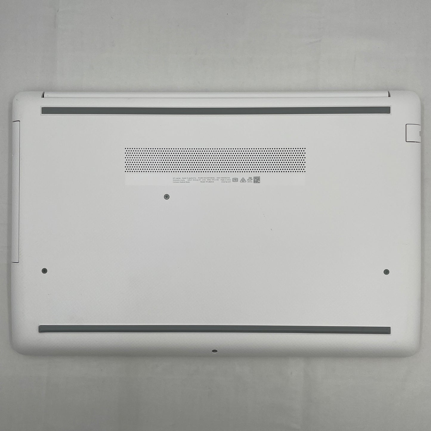 HP Laptop 15-da2023TU（Core i5 10210U / メモリ8GB / 15.6インチ / ホワイト）