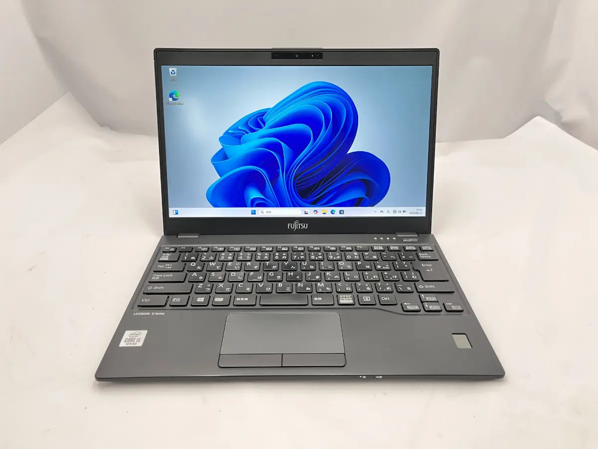 富士通 LIFEBOOK U9310/D（Corei7 / メモリ16GB / 13.3インチ）