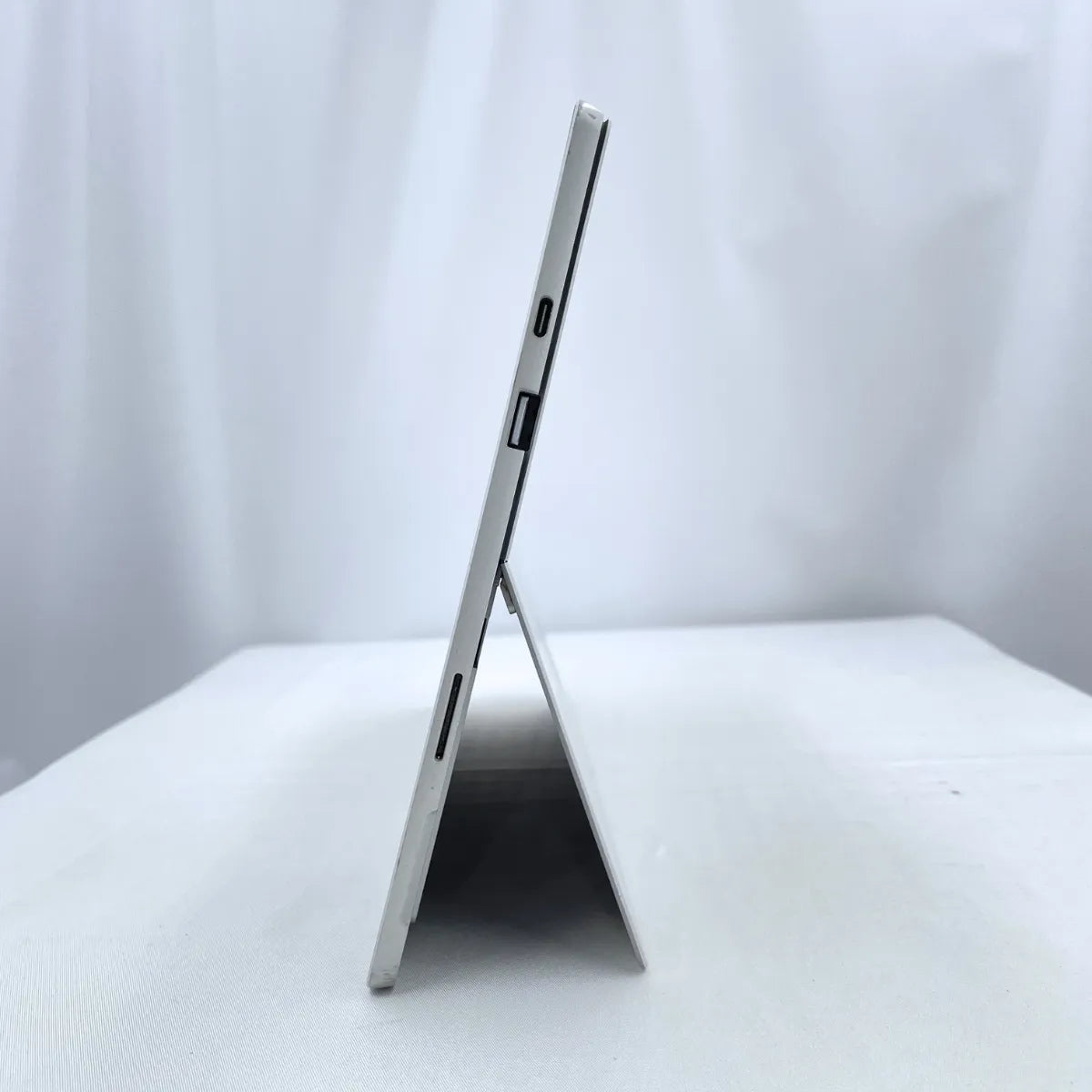 【特別価格提供品】Microsoft Surface Pro 7+（Corei7-11世代  / メモリ16GB / 12.3インチ / SSD512GB / タッチパネル）