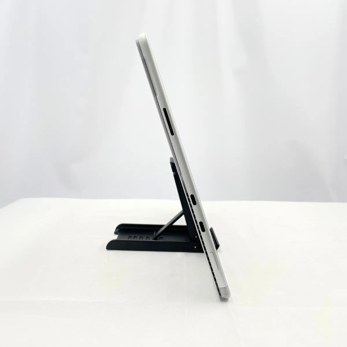 最大6か月間 無料保証 │ Microsoft Surface Pro 8 ( Corei5-11世代 / メモリ8GB / 12.5インチ / タッチパネル ) │ Office＆セキュリティソフト付属 │ 保証付き中古パソコンならコレダ