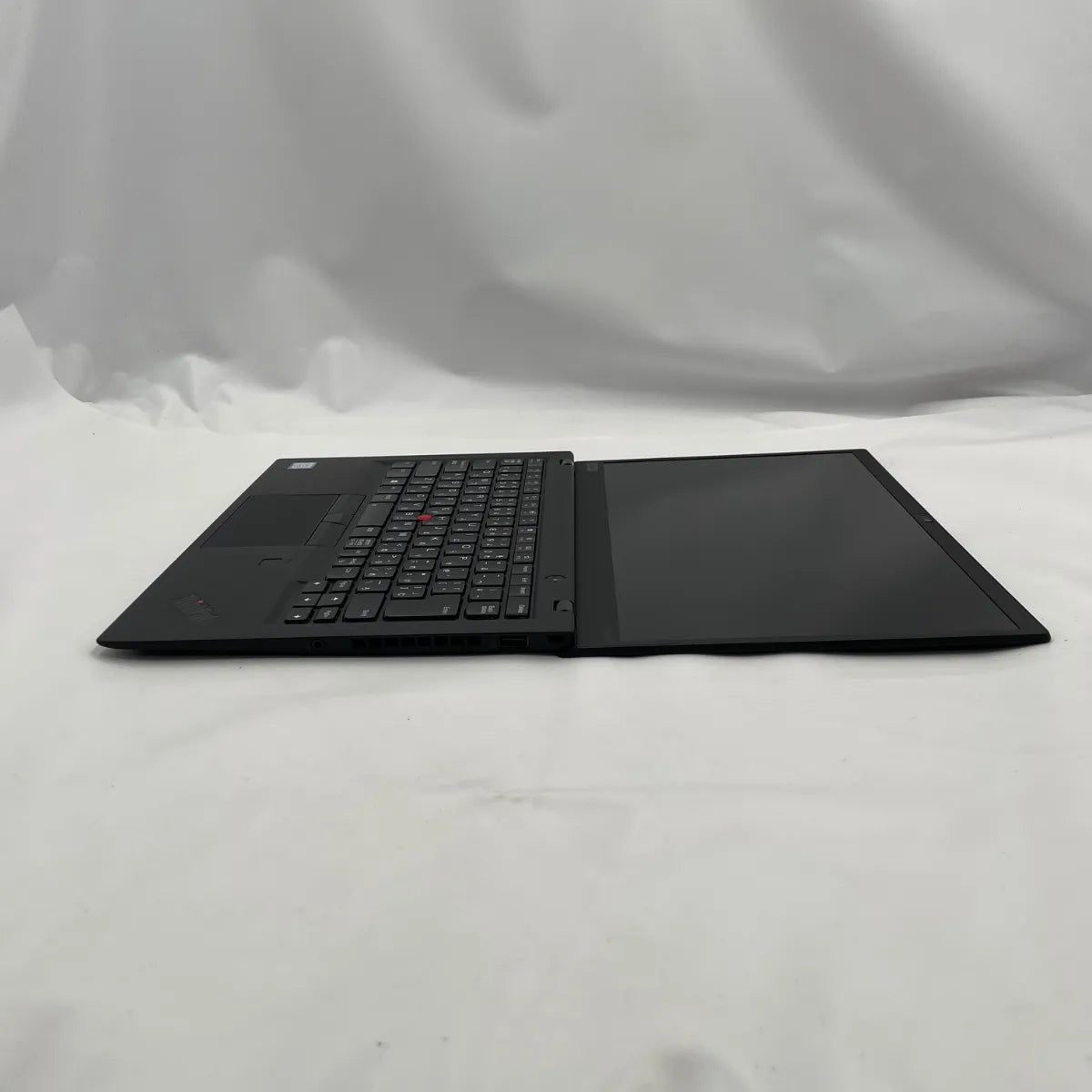 最大6ヶ月無料保証  │ Lenovo ThinkPad X1 Carbon Gen6（Corei5 メモリ8GB 14インチ） │ Office&セキュリティソフト付 │  保証付き中古パソコンならコレダセキュリティ