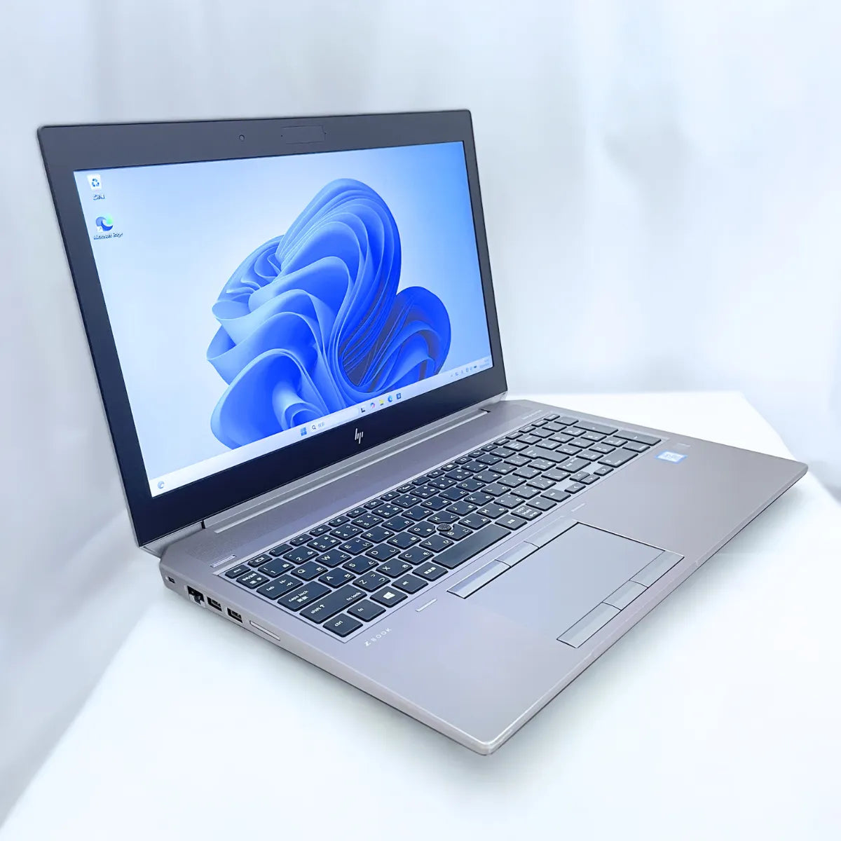 HP ZBook 15 G5（Corei7 / メモリ16GB / 15.6インチ / SSD512GB ）