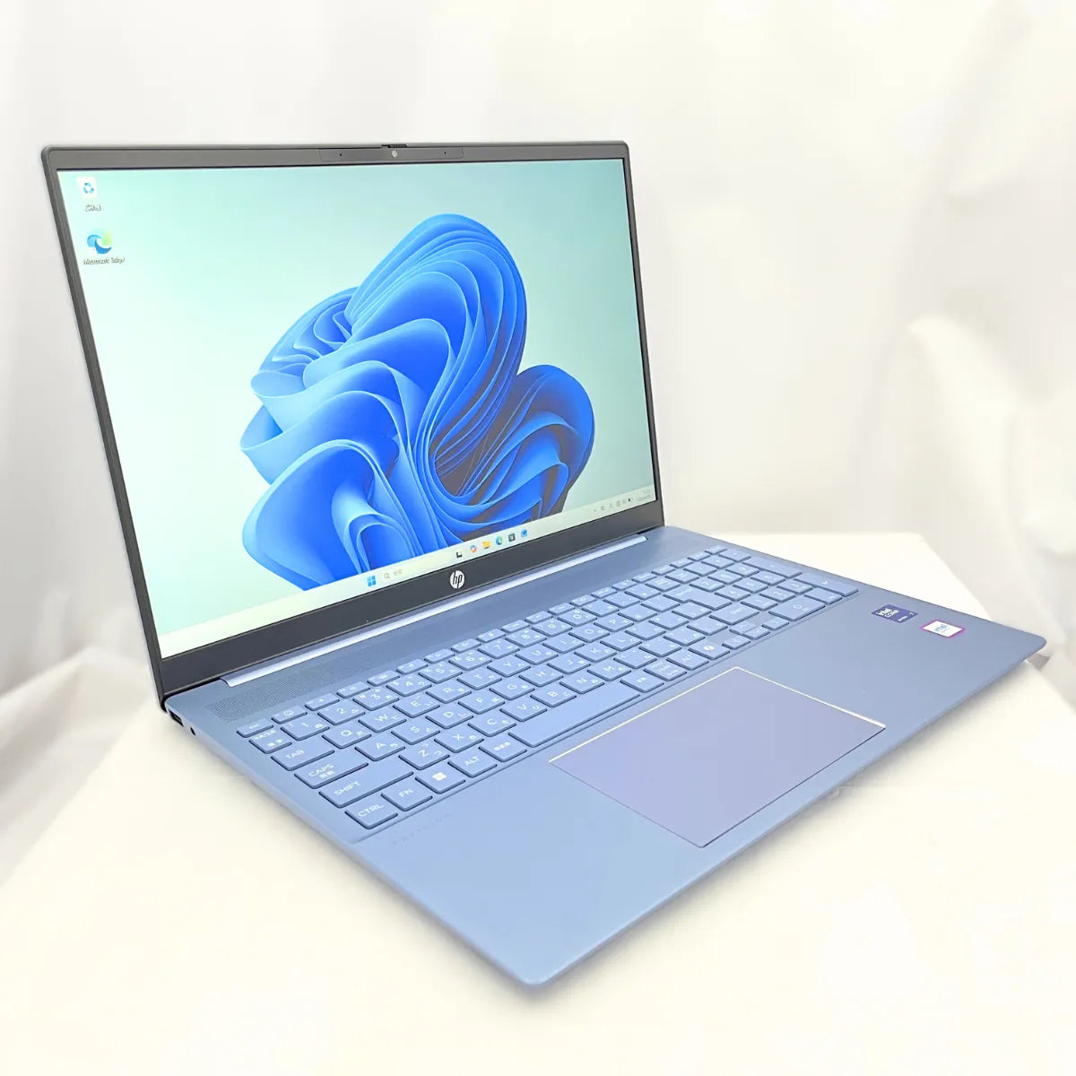 【特別価格提供品】HP Pavilion Laptop 16-af0013TU（Ultra７/ メモリ16GB / 16インチ / SSD512GB / スカイブルー）