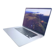 Apple MacBook Pro（Core i9 / メモリ32GB / 16インチ / SSD 4TB）