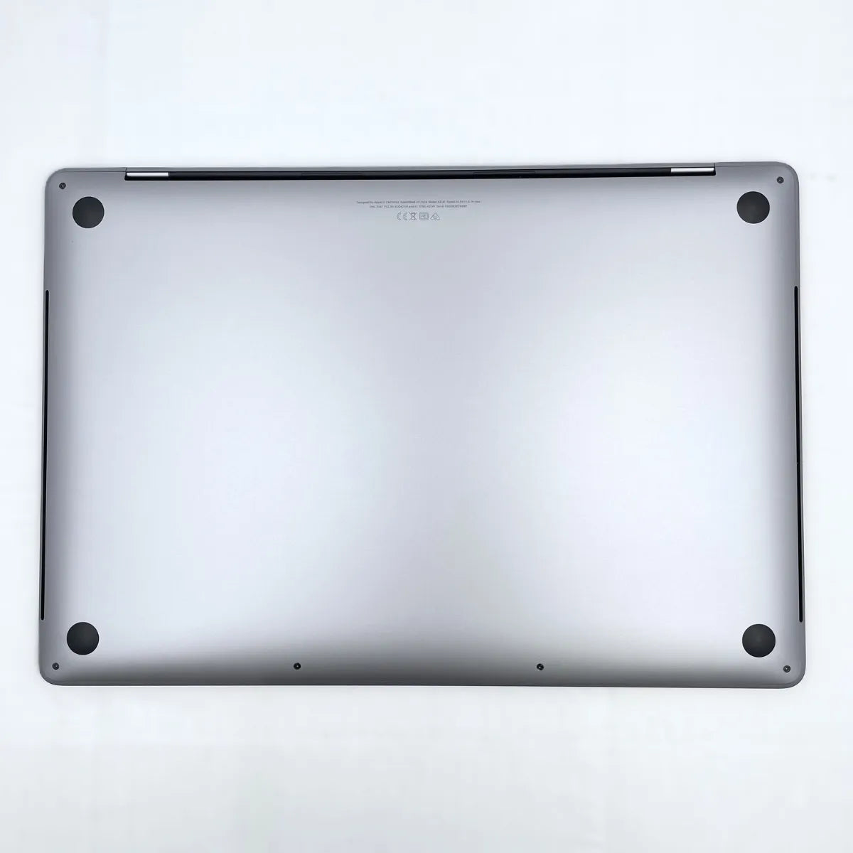 Apple MacBook Pro（Core i9 / メモリ32GB / 16インチ / SSD 4TB）