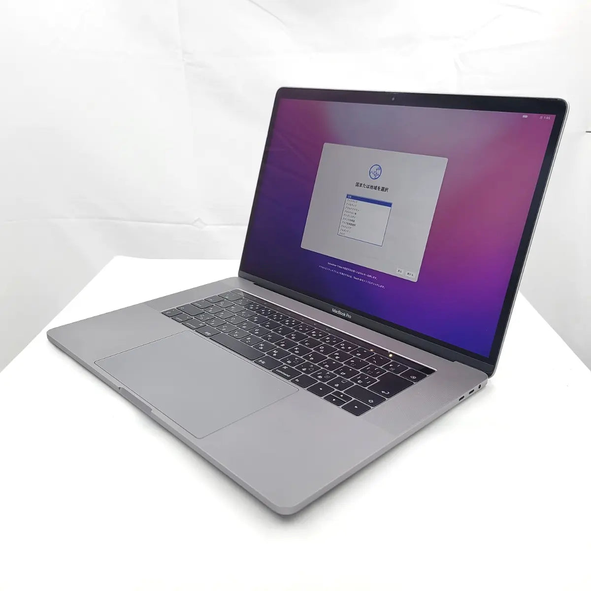 保証付き再整備品│ MacBook Pro 2016 （Corei7 /メモリ16GB / 15インチ / グラボ搭載） │ 中古パソコンならコレダ