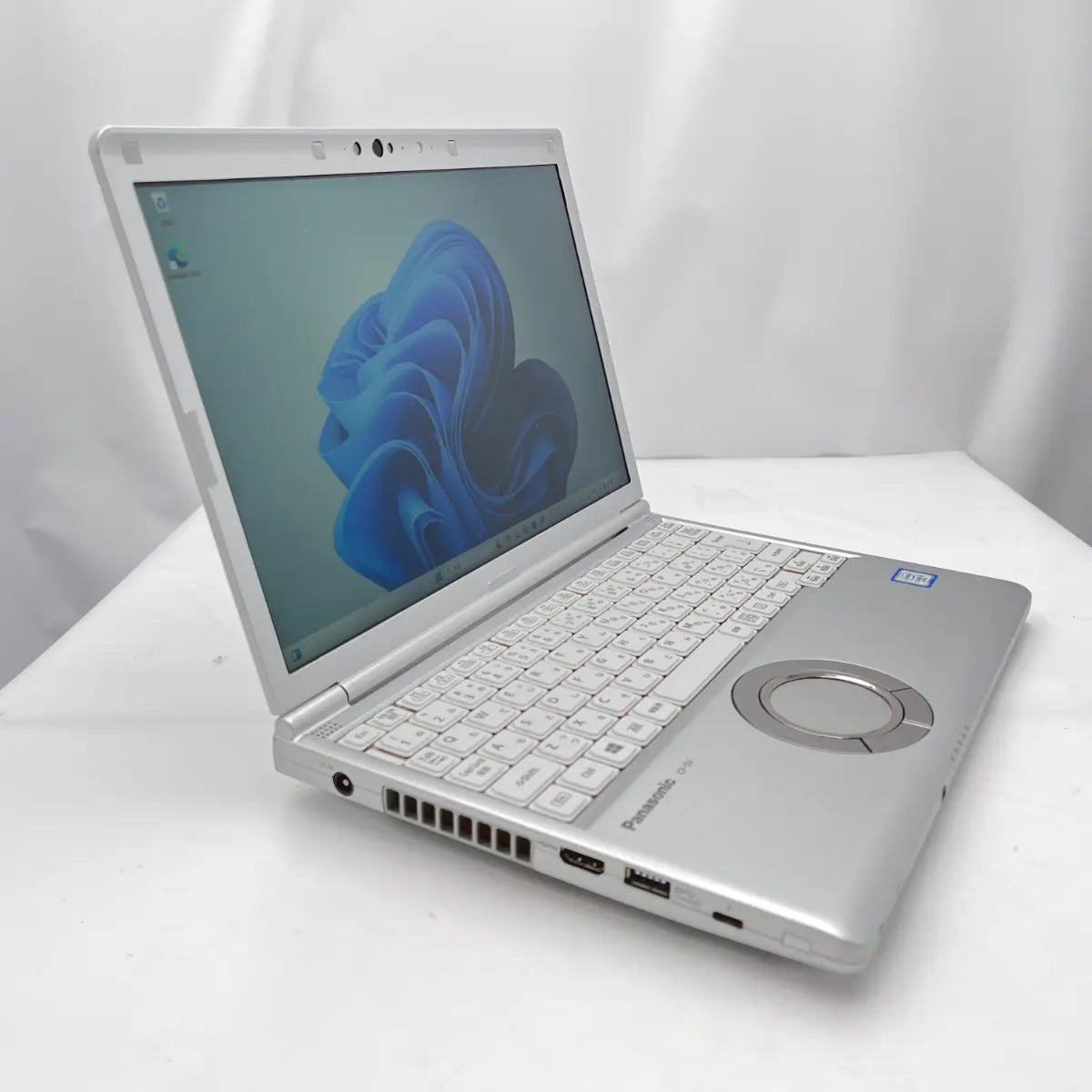 Panasonic Let’s note CF-SV8  │メモリ16GB 12.1インチ │ 保証付き中古PC │ Windows11 
