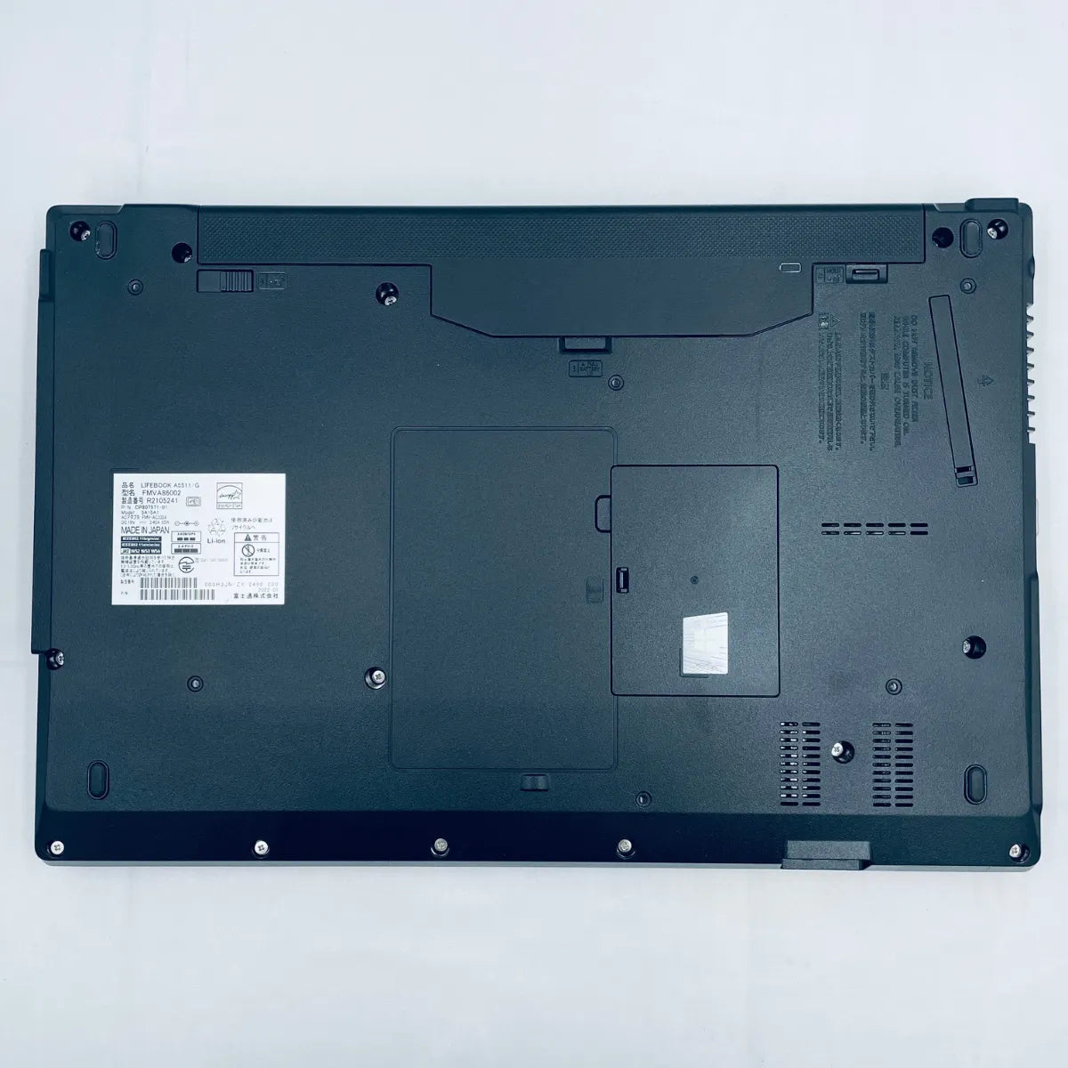 富士通 LIFEBOOK A5511/G ( Corei5-11世代 / メモリ8GB / 15.6インチ/ DVDマルチ )