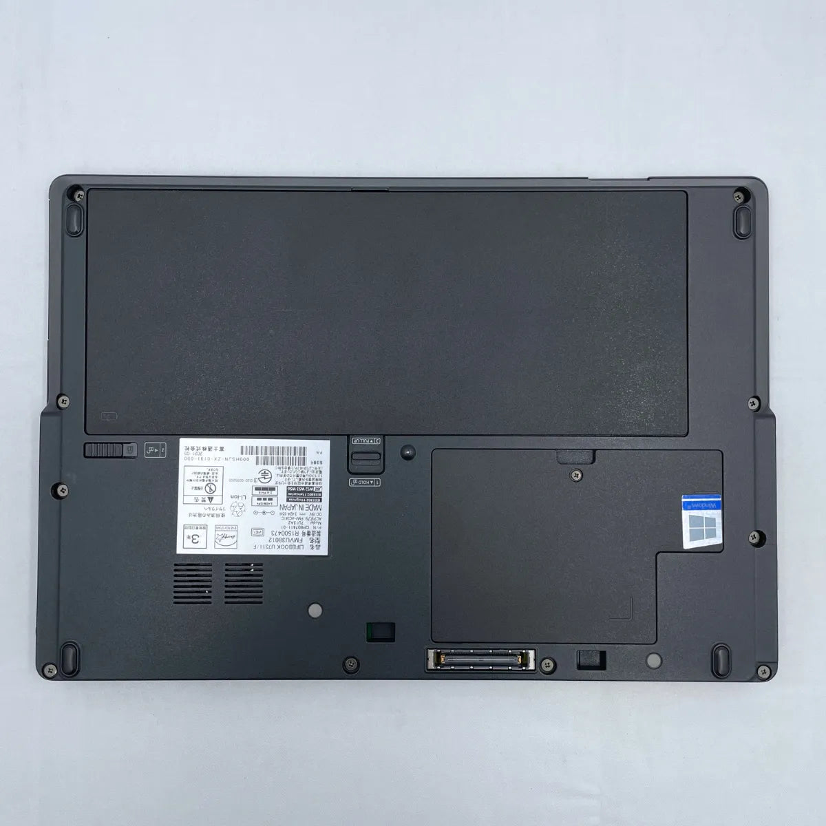 富士通 LIFEBOOK U7311/F（Corei5-11世代 / メモリ16GB / 13.3インチ / SSD512GB）