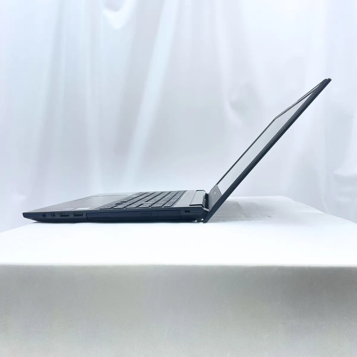 MousePro-NB520Z（Corei7 / メモリ16GB / 15.6インチ / SSD512GB / DVDマルチ）