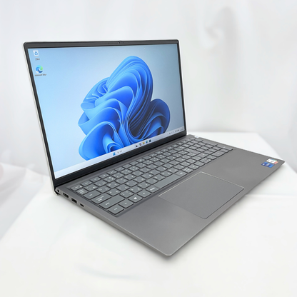 DELL Inspiron 15 5510 ( Corei7-11世代 / メモリ16GB / 15.6インチ/ SSD1TB )