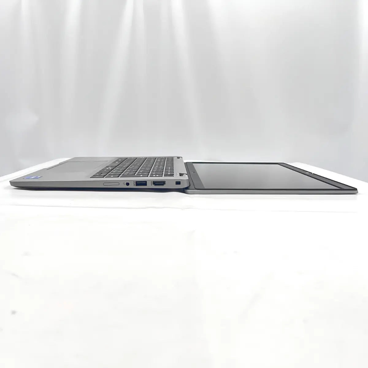 Dell Latitude 5320（Corei7 メモリ16GB 13.3インチ） │ Windows11 初期設定済 │ 保証付き 中古パソコンならコレダ
