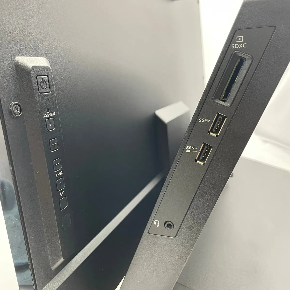 最大6ヶ月 無料保証付き │ NEC LAVIE DA500MAB ( Corei5 / メモリ8GB / 27インチ / DVDマルチ ) │ Office＆セキュリティソフト付属 │ 保証付き中古パソコンならコレダ