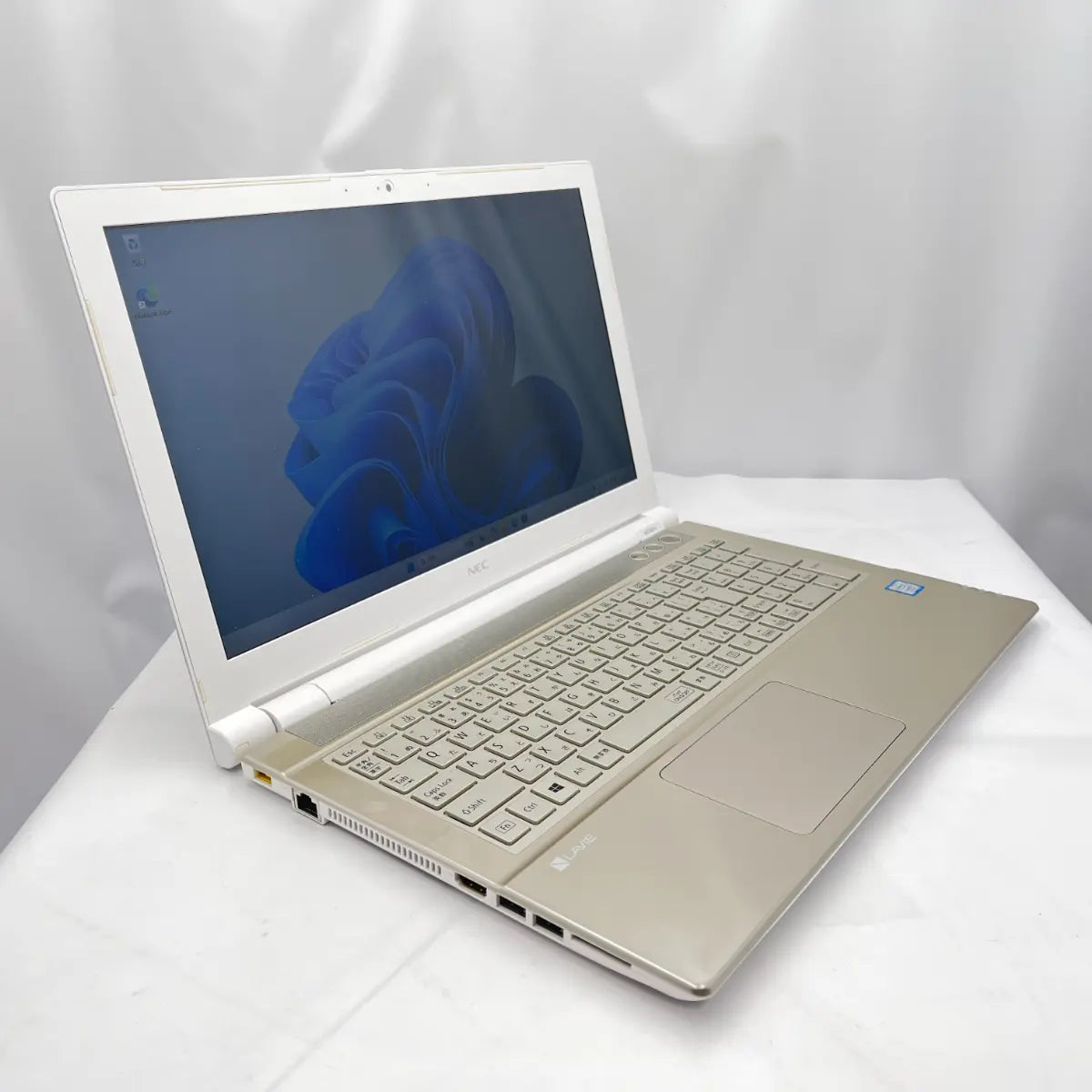 NEC LAVIE PC-NS700JAG（Corei7 / メモリ8GB / 15.6インチ） │ 保証・Office付き中古再生PC