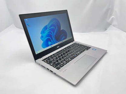 最大6ヶ月無料保証  NEC VersaPro PC-VKM17BZC3  Windows11 初期設定済再生PC   軽量小型モバイル