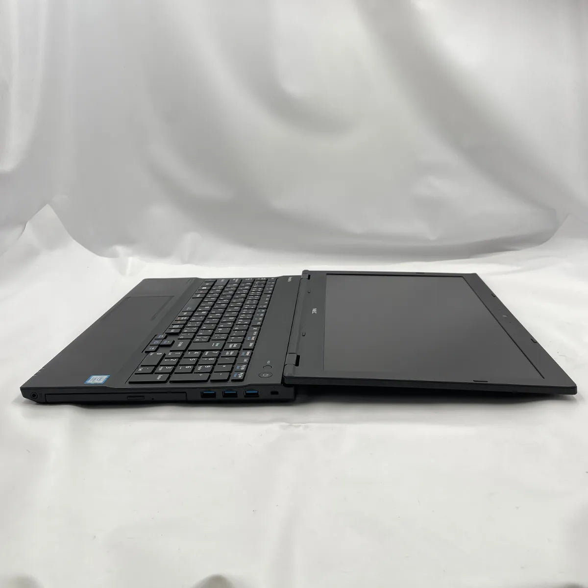 NEC VersaPro VKT16/X-3（Corei5 / メモリ8GB / 15.6インチ / DVD-ROM）　│ 6か月間無料保証 │ 中古パソコンならコレダ