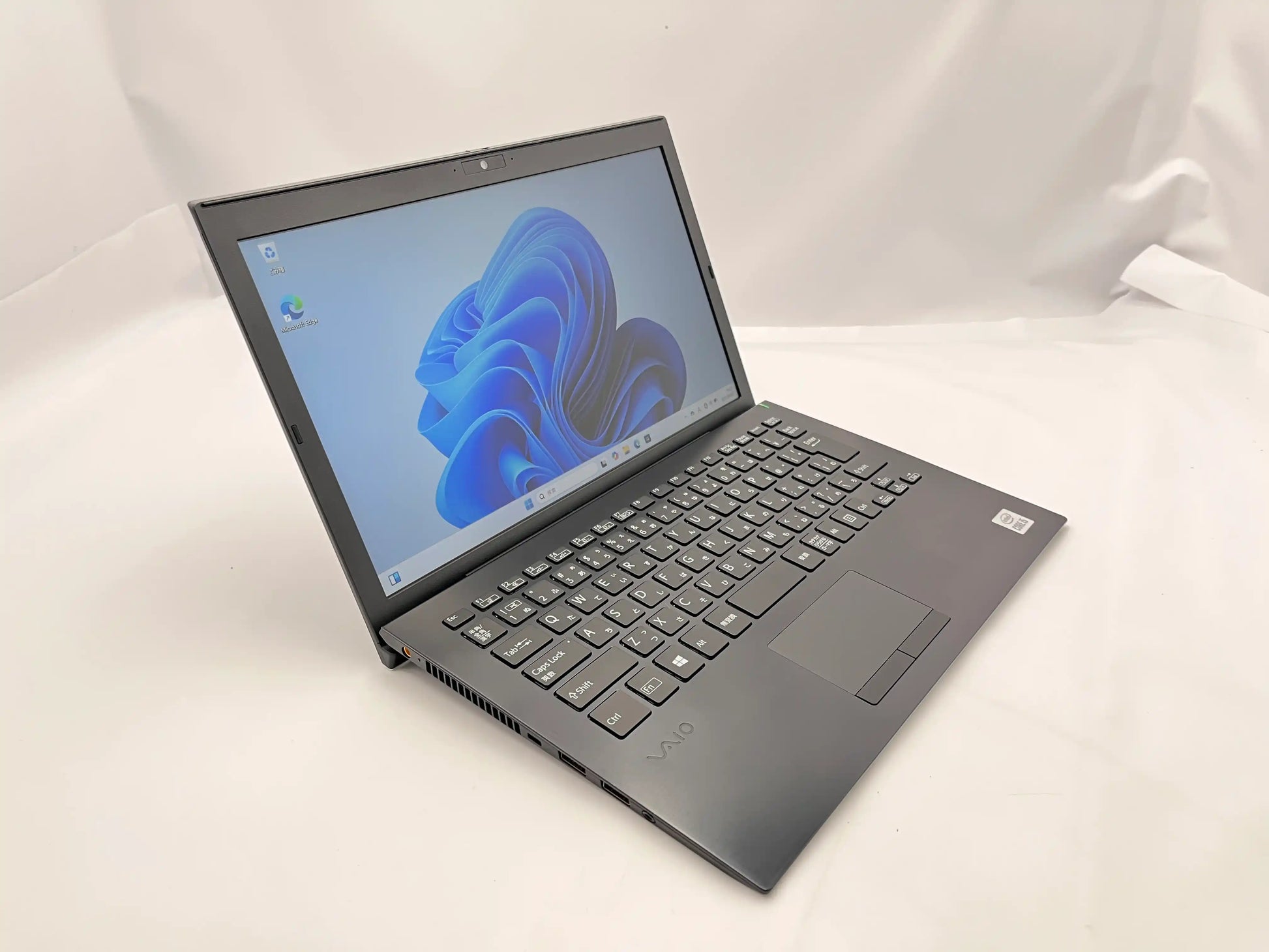 VAIO Pro PG VJPG 13C11N │ ブラック 13.3インチ │Corei5 │ 保証付き再生PC