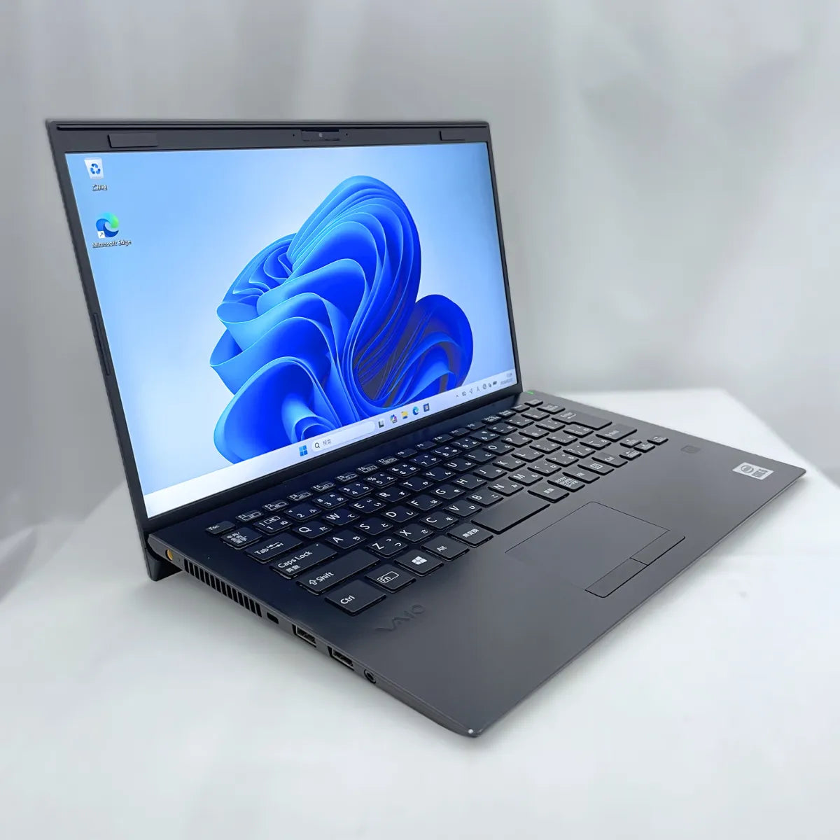 【特別価格提供品】VAIO Pro PG VJPG13C12N（Corei5 / メモリ8GB / 14インチ）